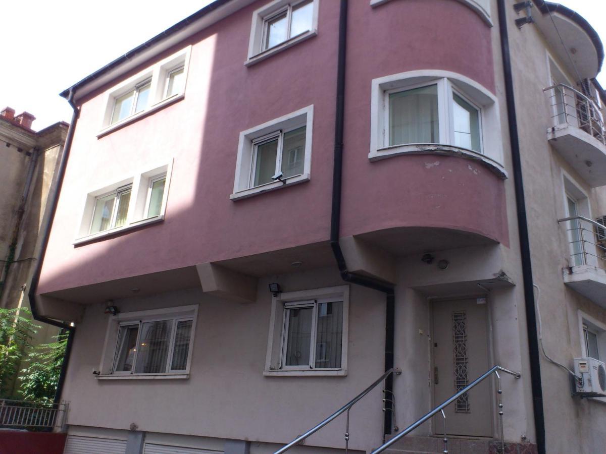 Andreea'S Apartments-Old Town Бухарест Экстерьер фото