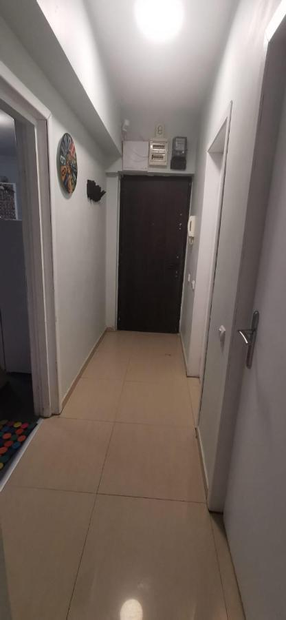 Andreea'S Apartments-Old Town Бухарест Экстерьер фото